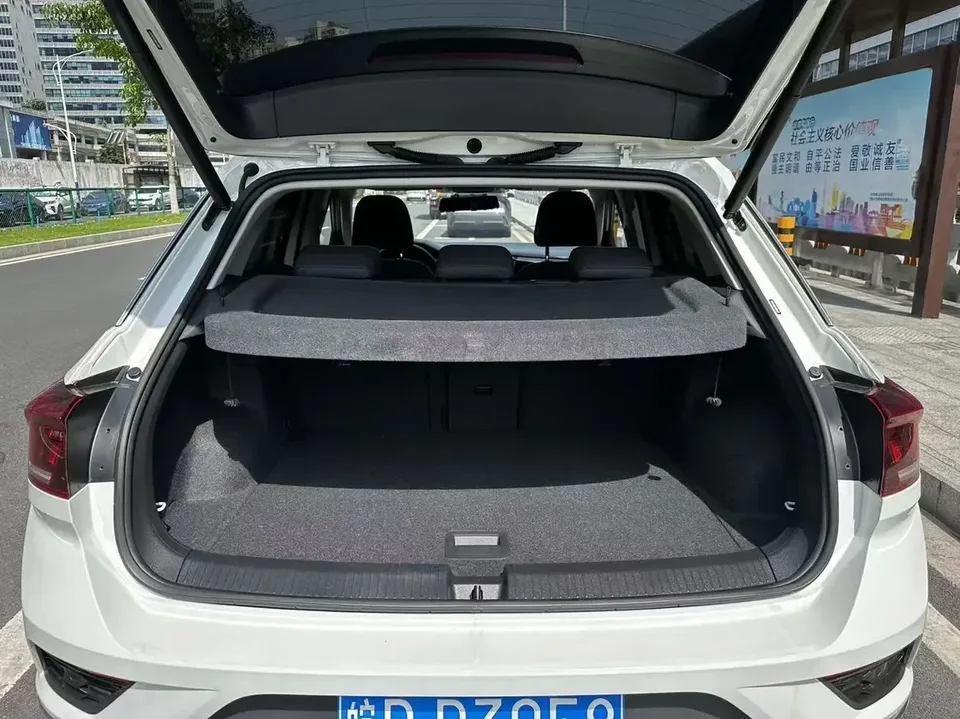 Volkswagen T-Roc TANG 2022 280TSI DSG 2WD Elite PLUS 2022 — thumbnail 4