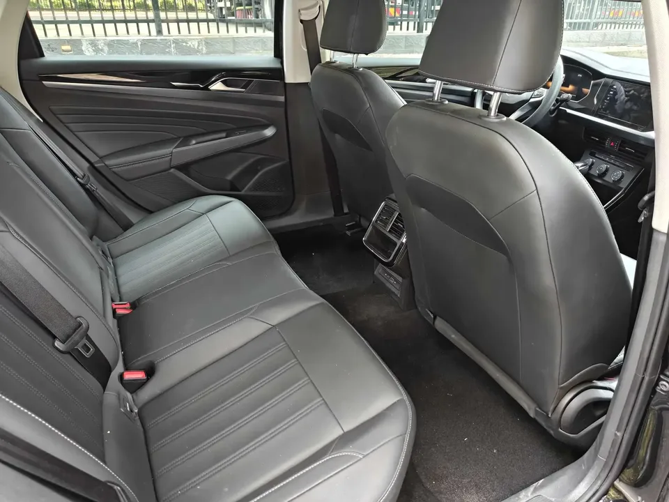 Volkswagen Passat Passat 2025 280TSI Business Edition 2025 — thumbnail 5
