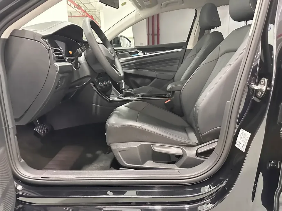 Volkswagen Passat Passat 2024 280TSI Business Edition 2025 — thumbnail 5