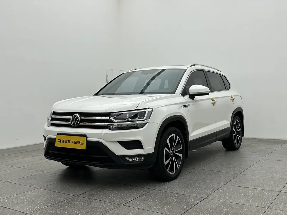 Volkswagen Tharu tuyue 2021 280TSI 2WD Luxury Edition PLUS 2022 — photo 1, buy with delivery to Moscow