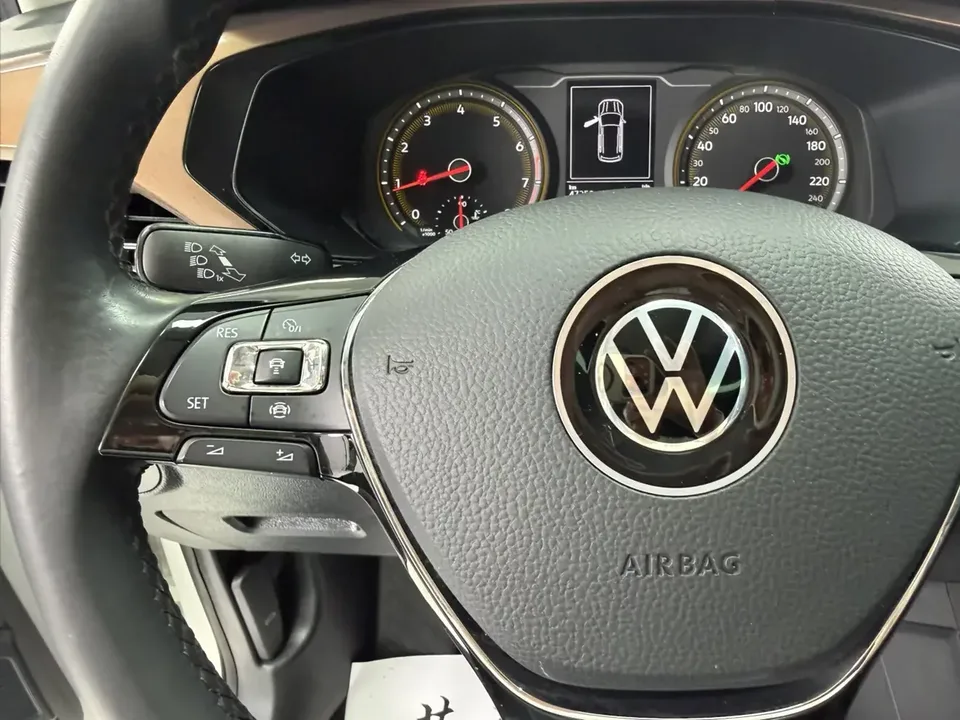 Volkswagen Tharu tuyue 2021 280TSI 2WD Deluxe Edition 2022 — thumbnail 5
