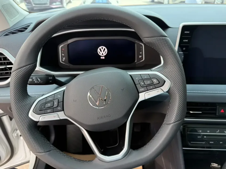 Volkswagen Tharu tuyue 2024 300TSI 2WD Full Moon Edition 2025 — thumbnail 4