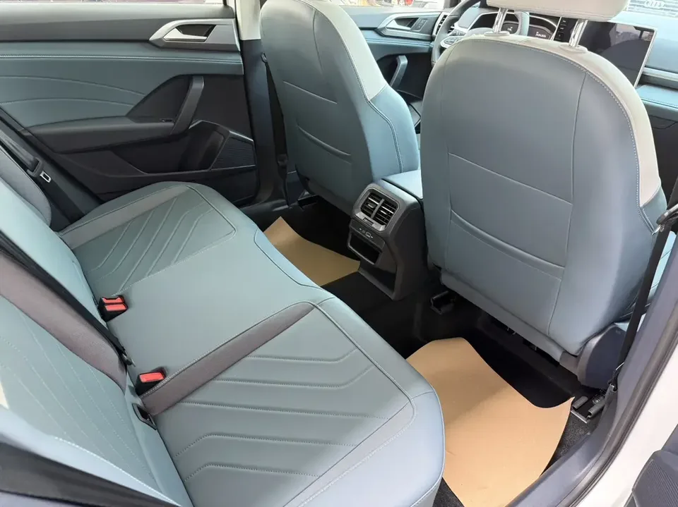 Volkswagen Tharu tuyue 2024 300TSI 2WD Full Moon Edition 2025 — thumbnail 5