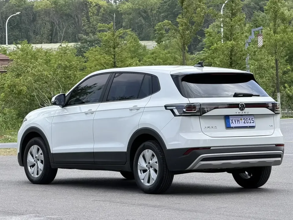 Volkswagen Tharu tuyue 2025 New 1.5L Ruijin Edition 2025 — thumbnail 2