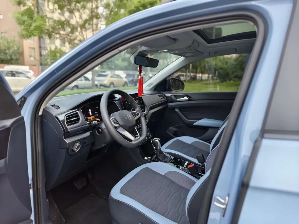 Volkswagen Tharu tuyue 2025 New 300TSI Sharp Edition 2024 — thumbnail 5