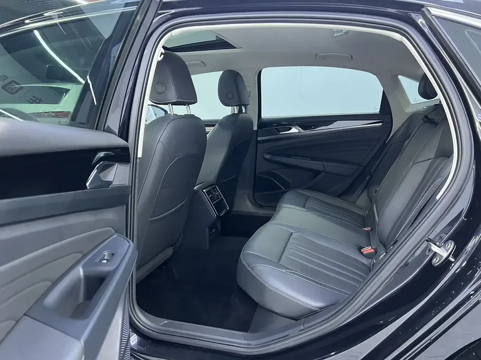 Volkswagen Passat Passat 2023 Modified 280TSI Elite Edition 2023 — миниатюра 5