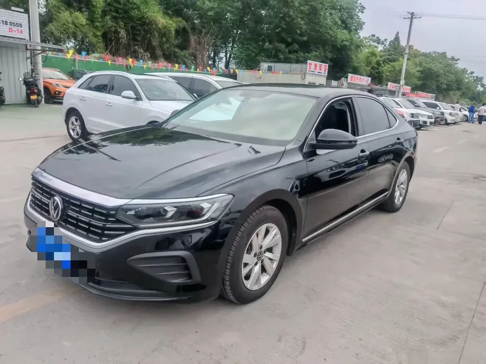 Volkswagen Passat Passat 2022 280TSI Business Edition 2022 — photo 1, buy with delivery to Moscow