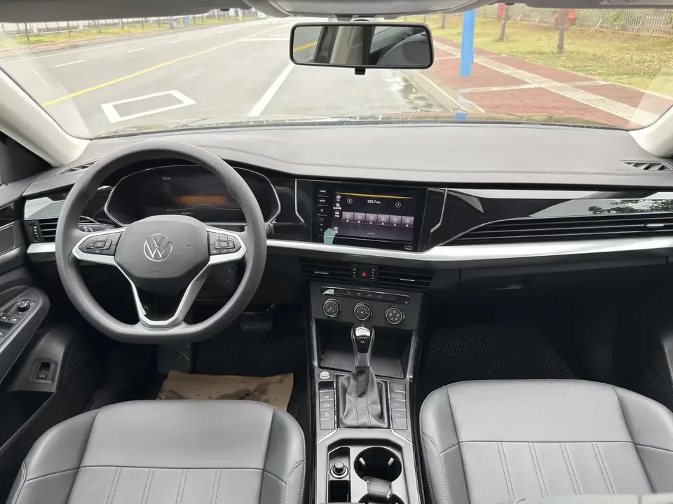 Volkswagen Passat Passat 2025 280TSI Business Edition 2025 — thumbnail 4