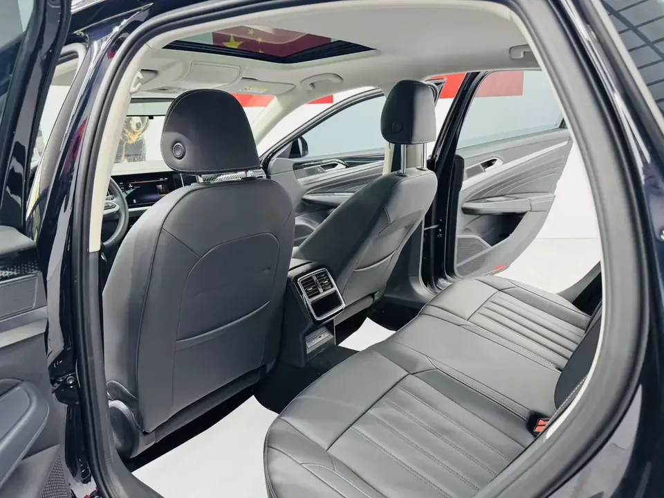 Volkswagen Passat Passat 2023 Modified 280TSI Elite Edition 2022 — thumbnail 4