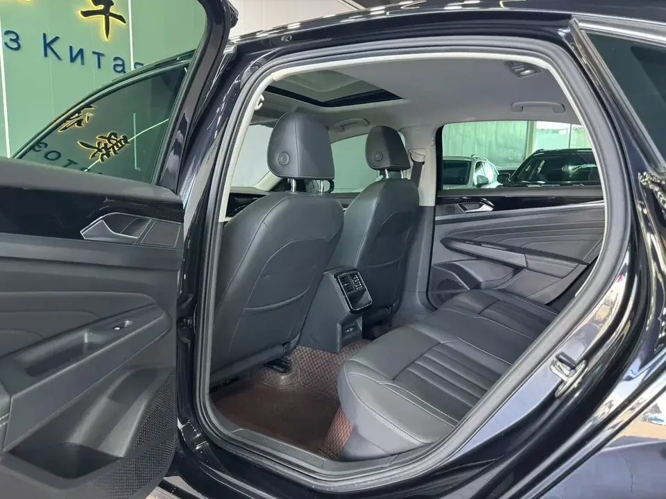 Volkswagen Passat Passat 2023 Modified 280TSI Elite Edition 2023 — thumbnail 3