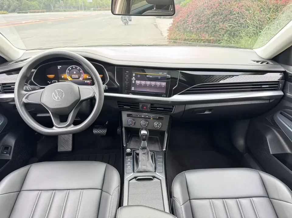 Volkswagen Passat Passat 2022 280TSI Business Edition 2022 — thumbnail 3