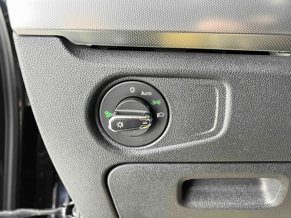 Volkswagen Passat Passat 2022 280TSI Elite Edition 2023 — thumbnail 2