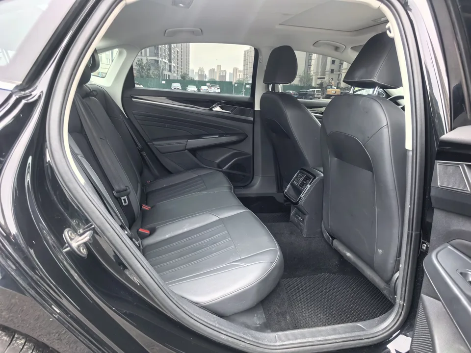 Volkswagen Passat Passat 2025 280TSI Business Edition 2025 — thumbnail 3