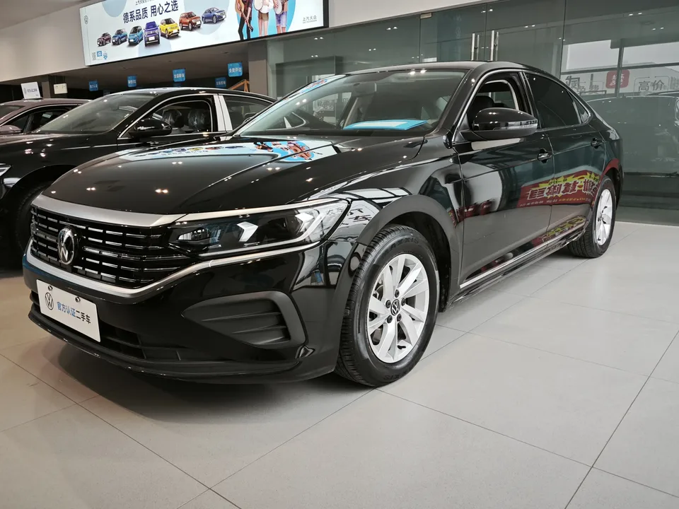 Volkswagen Passat Passat 2024 280TSI Business Edition 2025 — photo 1, buy with delivery to Moscow
