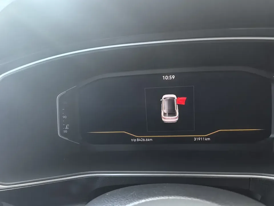 Volkswagen Tharu tuyue 2025 New 300TSI Ruixiang Edition 2024 — thumbnail 3