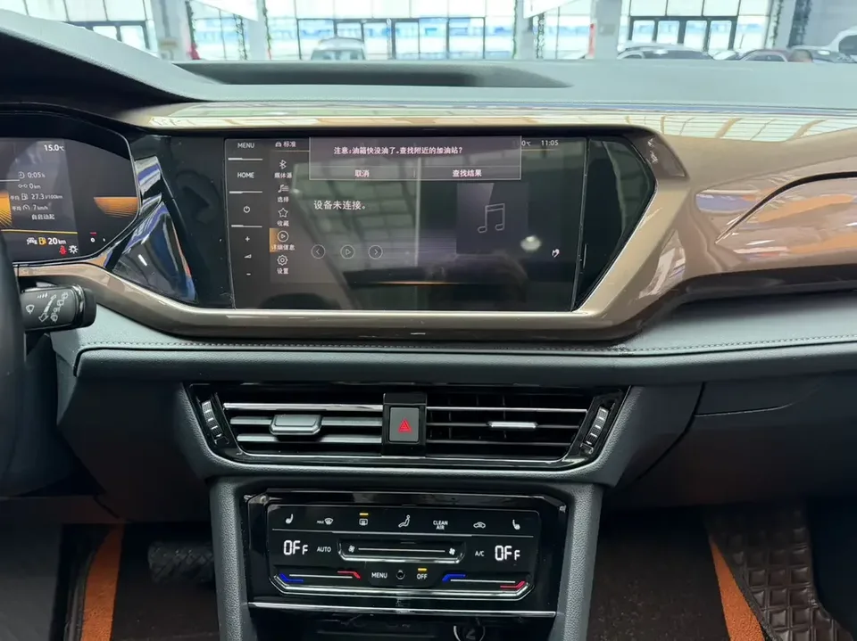 Volkswagen Tharu tuyue 2022 280TSI 2WD Deluxe Edition 2022 — thumbnail 4