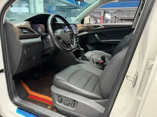 Volkswagen Tharu tuyue 2022 280TSI 2WD Deluxe Edition 2022 — thumbnail 5