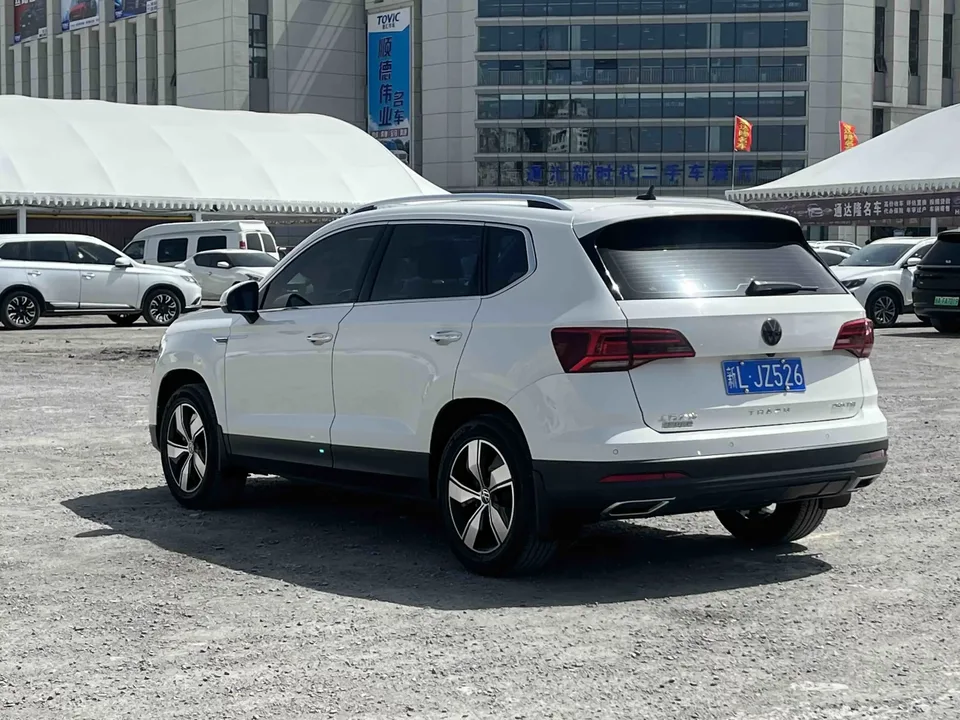 Volkswagen Tharu tuyue 2022 280TSI 2WD Comfort Edition 2023 — миниатюра 4