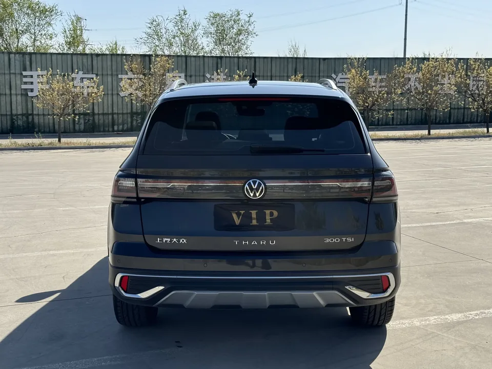 Volkswagen Tharu tuyue 2023 300TSI 2WD Full Moon Edition 2024 — thumbnail 2