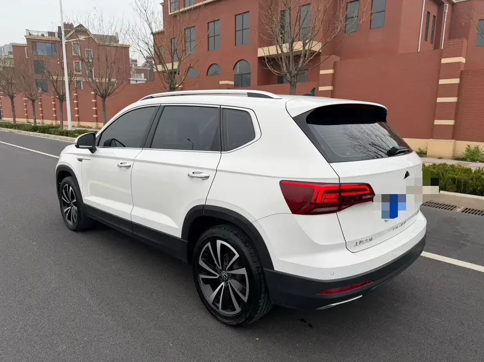 Volkswagen Tharu tuyue 2022 280TSI 2WD Deluxe Edition 2022 — thumbnail 2