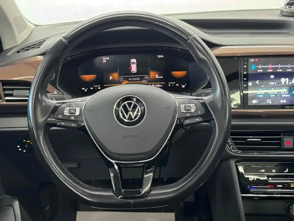 Volkswagen Tharu tuyue 2022 280TSI 2WD Comfort Edition 2022 — thumbnail 4