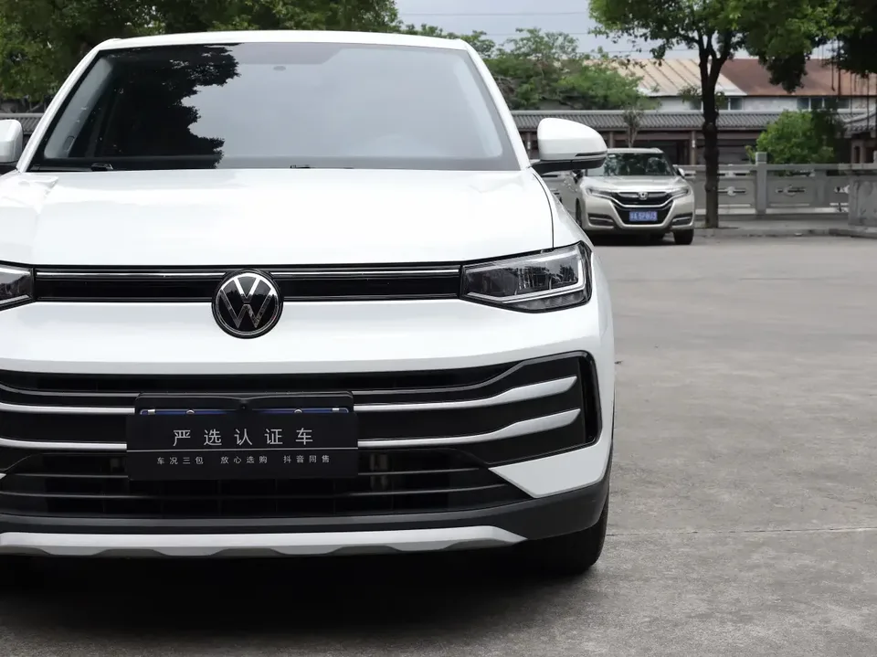 Volkswagen Tharu tuyue 2025 New 1.5L Ruijin Edition 2024 — thumbnail 3