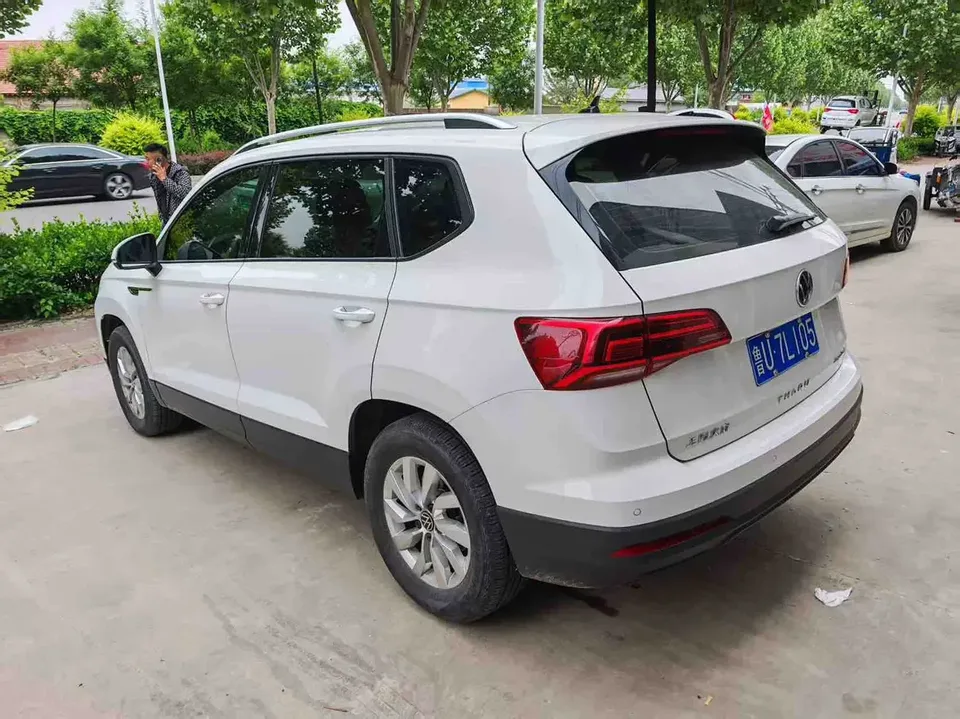 Volkswagen Tharu tuyue 2021 280TSI 2WD Fashion Edition 2022 — thumbnail 2