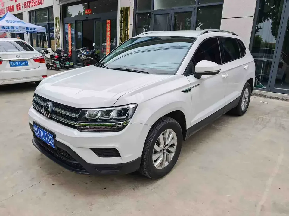 Volkswagen Tharu tuyue 2021 280TSI 2WD Fashion Edition 2022 — photo 1, buy with delivery to Moscow