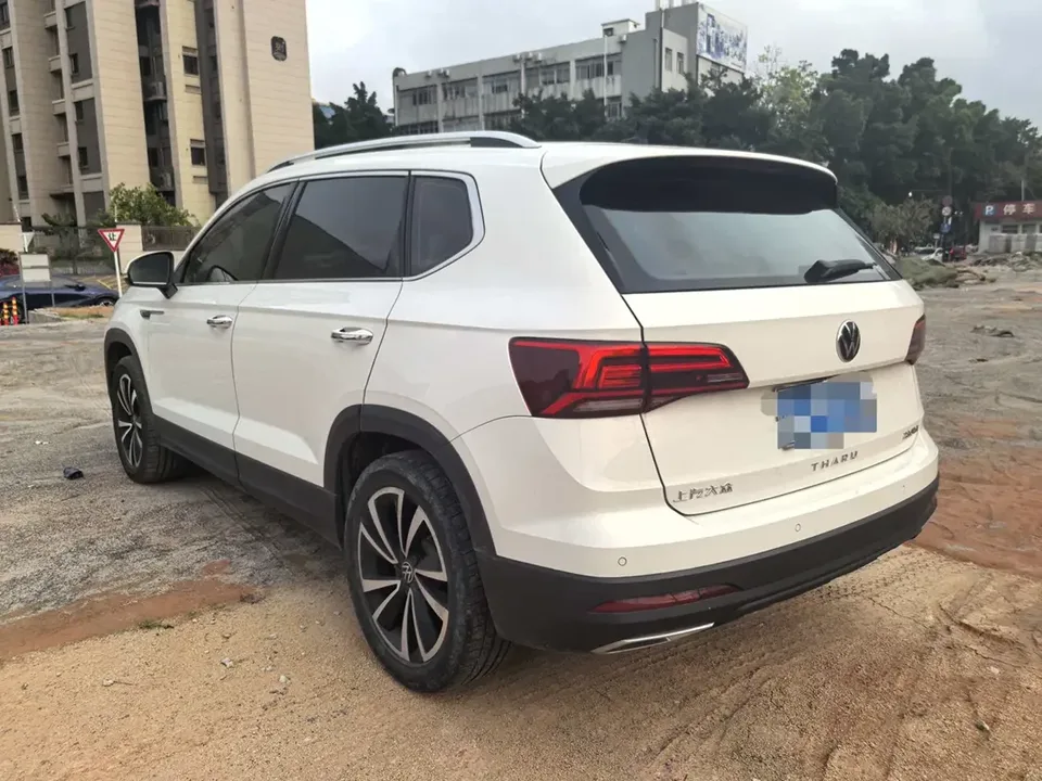 Volkswagen Tharu tuyue 2022 280TSI 2WD Deluxe Edition 2023 — thumbnail 4