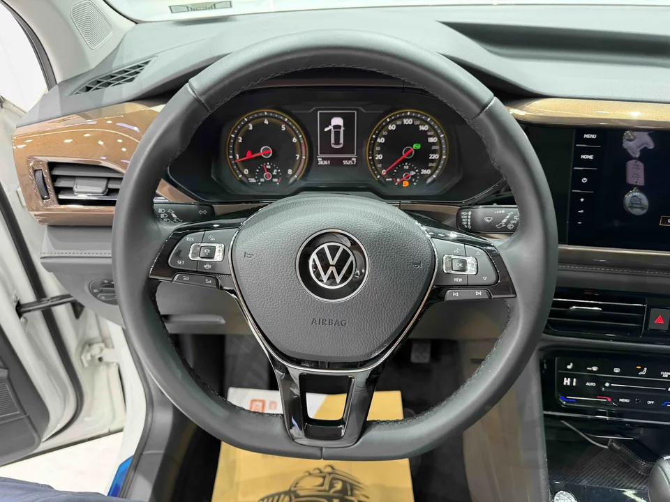 Volkswagen Tharu tuyue 2021 280TSI 2WD Luxury Edition PLUS 2022 — thumbnail 5