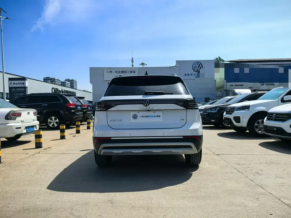 Volkswagen Tharu tuyue 2025 New 1.5L Sharp Edition 2025 — thumbnail 2