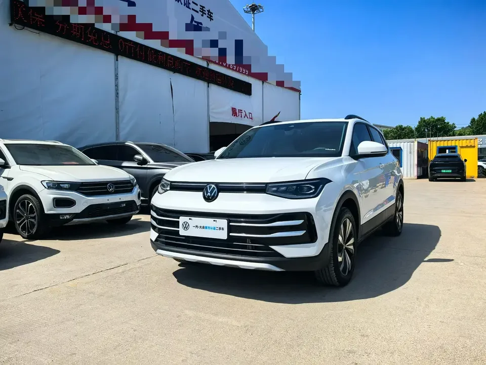 Volkswagen Tharu tuyue 2025 New 1.5L Sharp Edition 2025 — photo 1, buy with delivery to Moscow