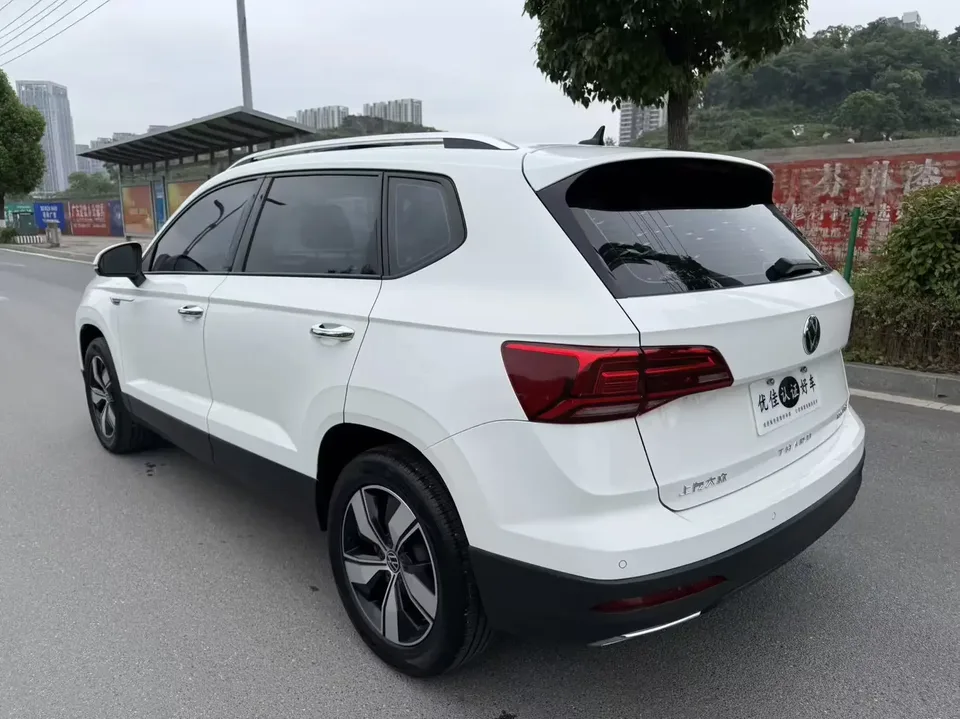 Volkswagen Tharu tuyue 2022 280TSI 2WD Comfort Edition 2022 — thumbnail 4