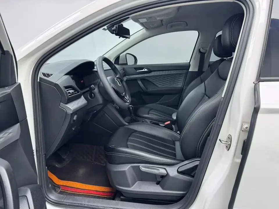 Volkswagen Tharu tuyue 2022 280TSI 2WD Fashion Edition 2023 — thumbnail 5