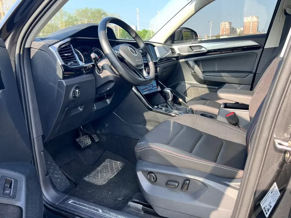 Volkswagen Tayron Tanyue 2022 280TSI 2WD Luxury Smart Edition 2022 — thumbnail 3