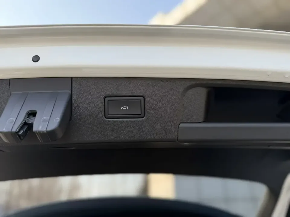 Volkswagen Tayron Tanyue 2022 280TSI 2WD Luxury Smart Edition 2022 — thumbnail 4