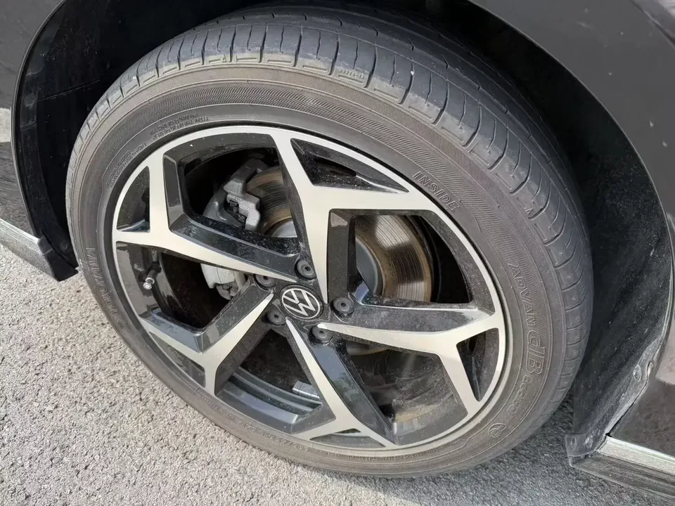 Volkswagen Magotan Magotan 2025 280TSI DSG Luxury Edition 2025 — thumbnail 3
