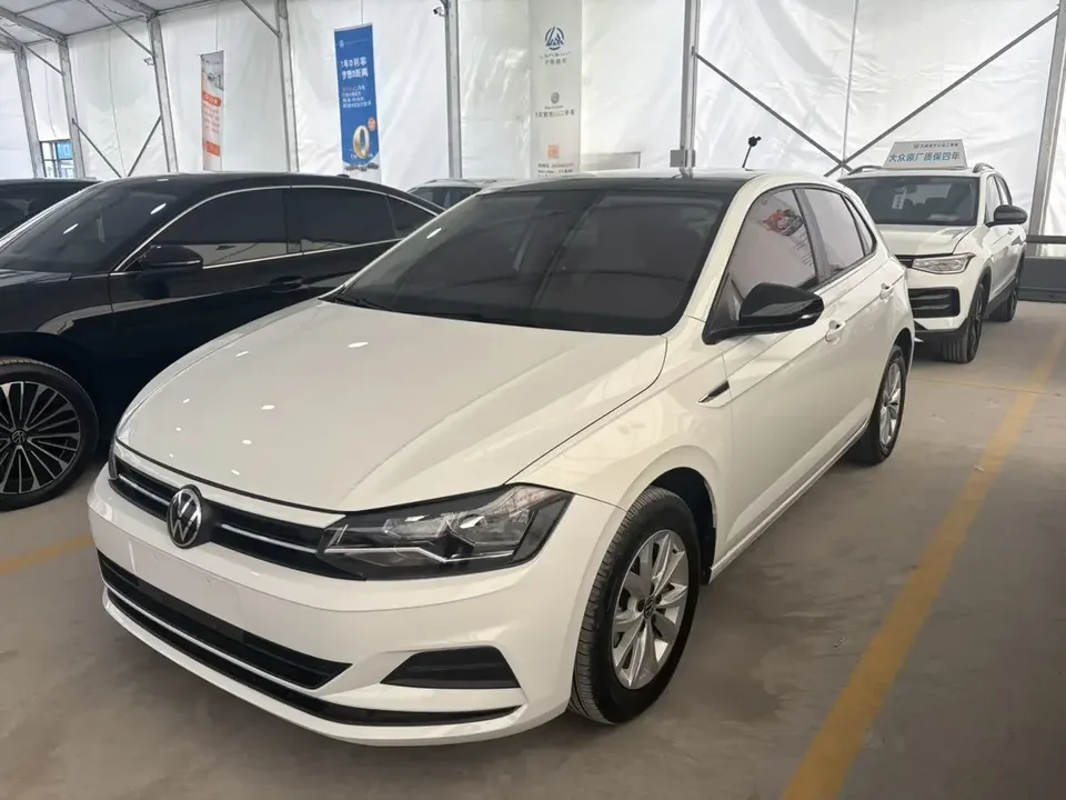 Volkswagen Polo Polo 2023 Plus 1.5L Automatic Colorful Technology Edition 2023 — photo 1, buy with delivery to Moscow