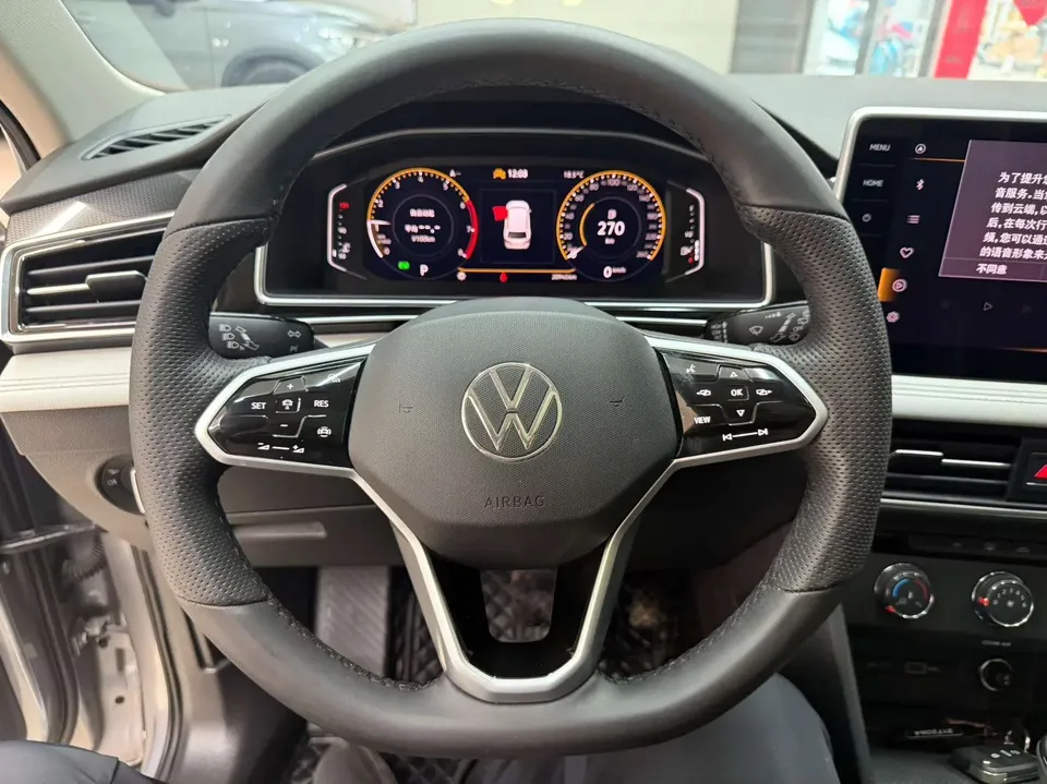 Volkswagen Tiguan L Tiguan L 2023 280TSI Limited Edition 2023 — thumbnail 4