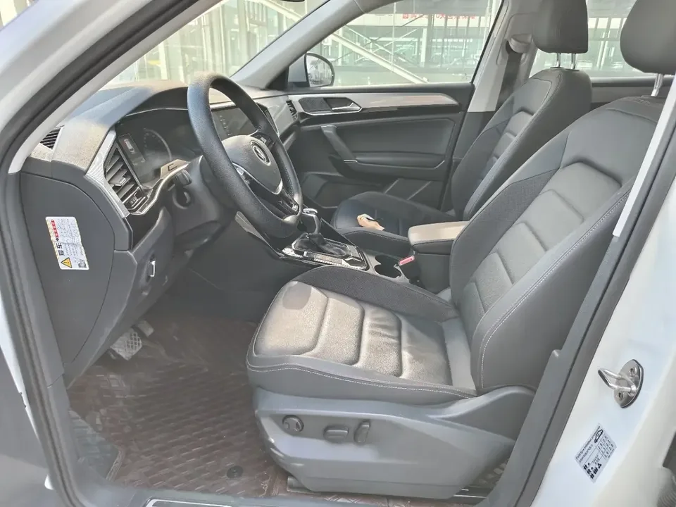 Volkswagen Tayron Tanyue 2022 280TSI 2WD Luxury Smart Edition 2022 — thumbnail 4