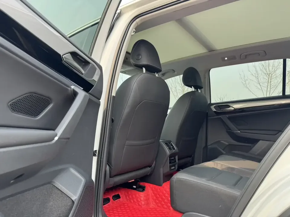 Volkswagen Tayron Tanyue 2022 280TSI 2WD Luxury Smart Edition 2022 — thumbnail 5