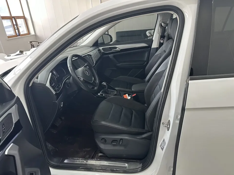 Volkswagen Tayron Tanyue 2022 280TSI 2WD Luxury Smart Edition 2022 — thumbnail 5