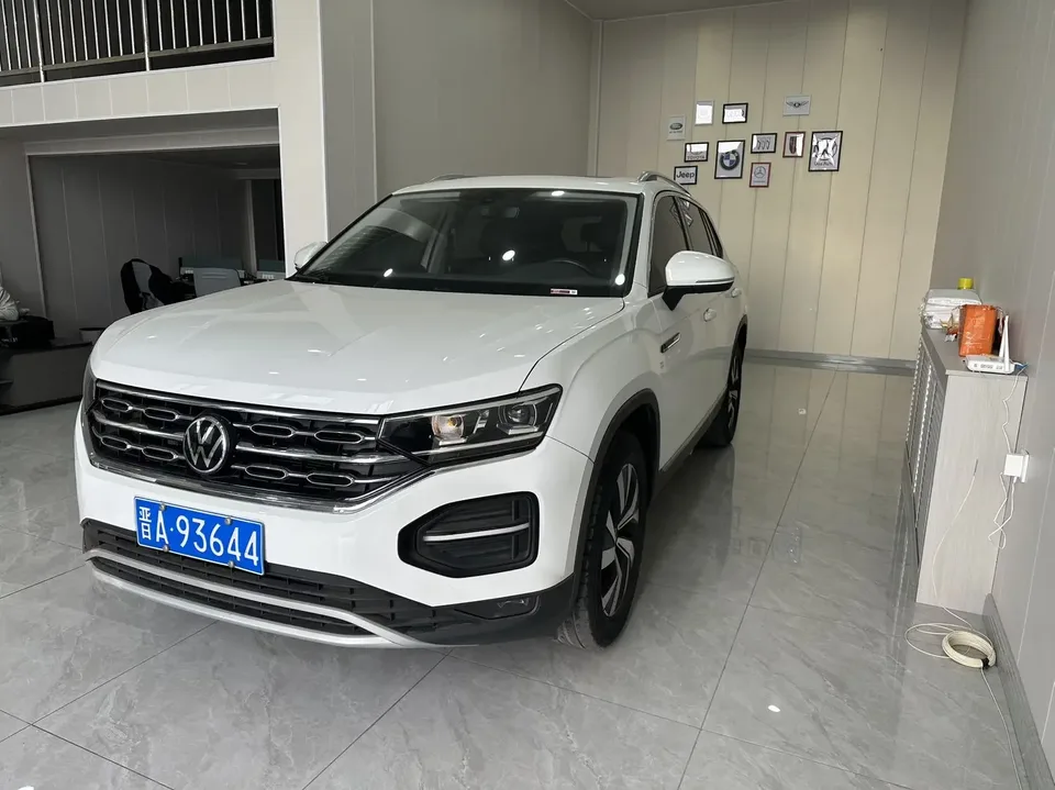 Volkswagen Tayron Tanyue 2022 280TSI 2WD Luxury Smart Edition 2022 — photo 1, buy with delivery to Moscow