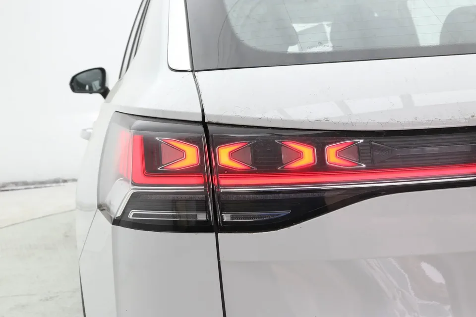 Volkswagen Tayron Tanyue 2023 280TSI 2WD Luxury Plus Advanced Edition 2023 — thumbnail 3