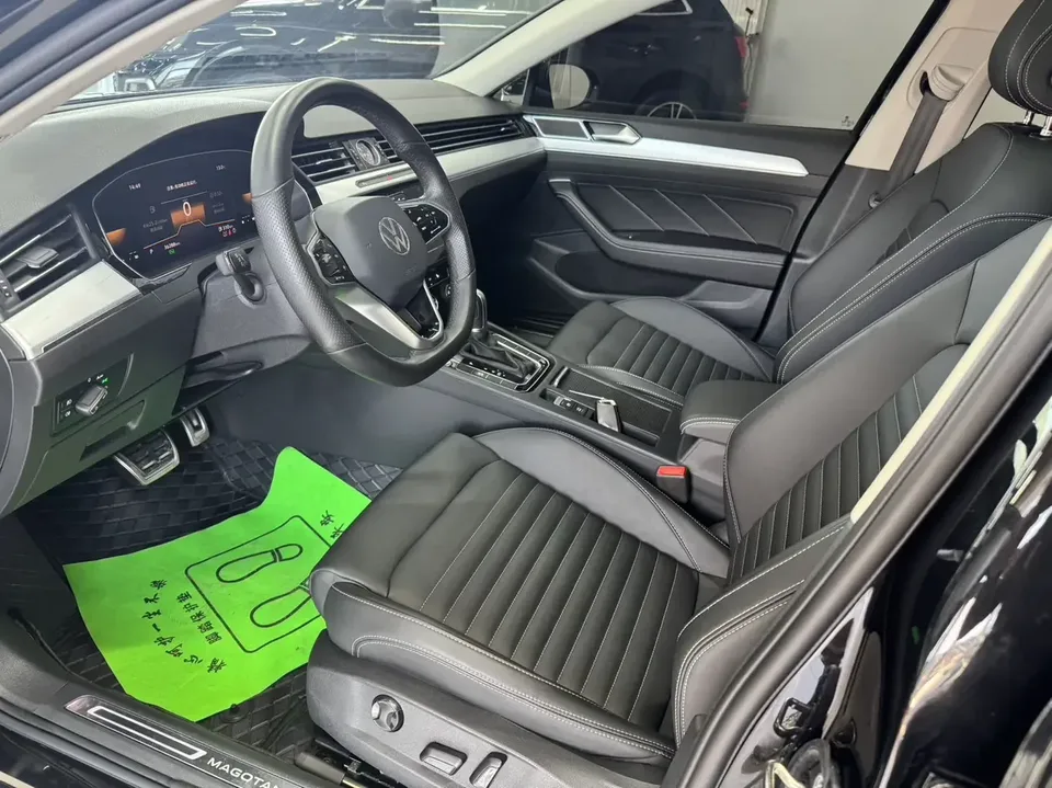 Volkswagen Magotan Magotan 2023 2 millionth anniversary edition 280TSI DSG comfort model 2023 — thumbnail 5