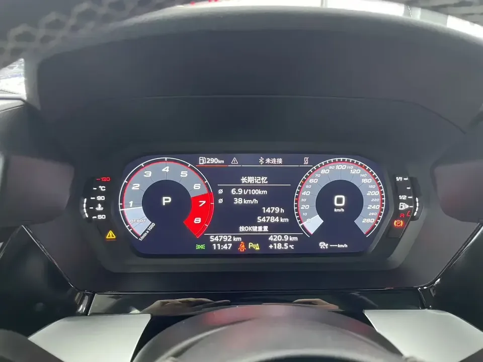 Audi A3 Audi A3 2022 Sportback 35 TFSI Stylish and sporty 2022 — thumbnail 4