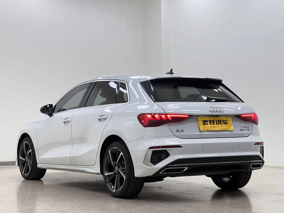 Audi A3 Audi A3 2023 Sportback 35 TFSI facelift: stylish and sporty 2023 — миниатюра 2