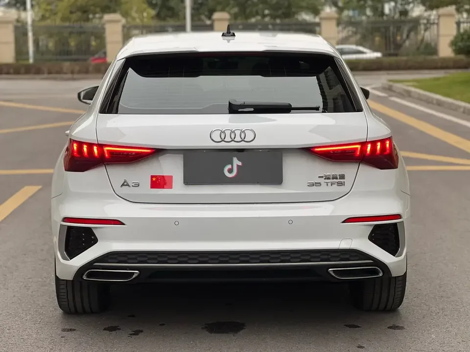 Audi A3 Audi A3 2024 Sportback 35 TFSI Stylish and sporty 2024 — thumbnail 2