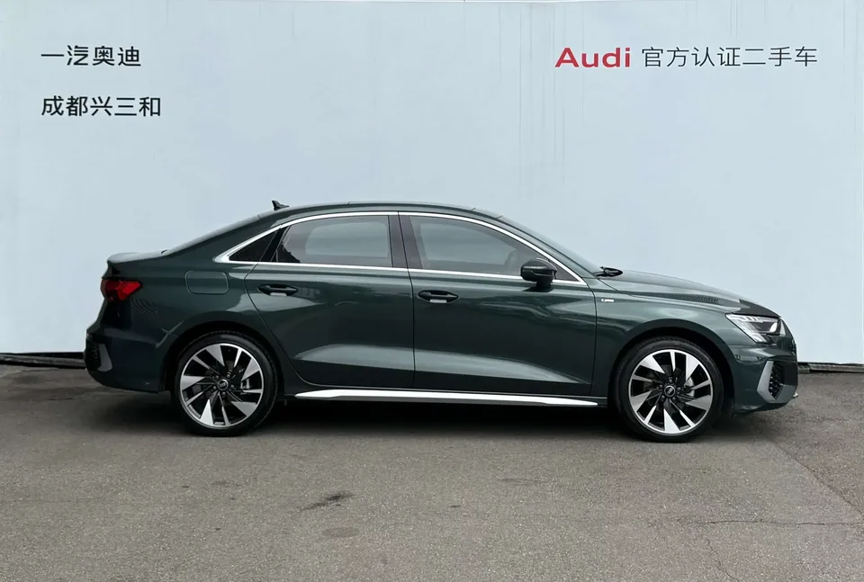 Audi A3 Audi A3 2024 A3L Limousine 35 TFSI Stylish Sports 2024 — thumbnail 2