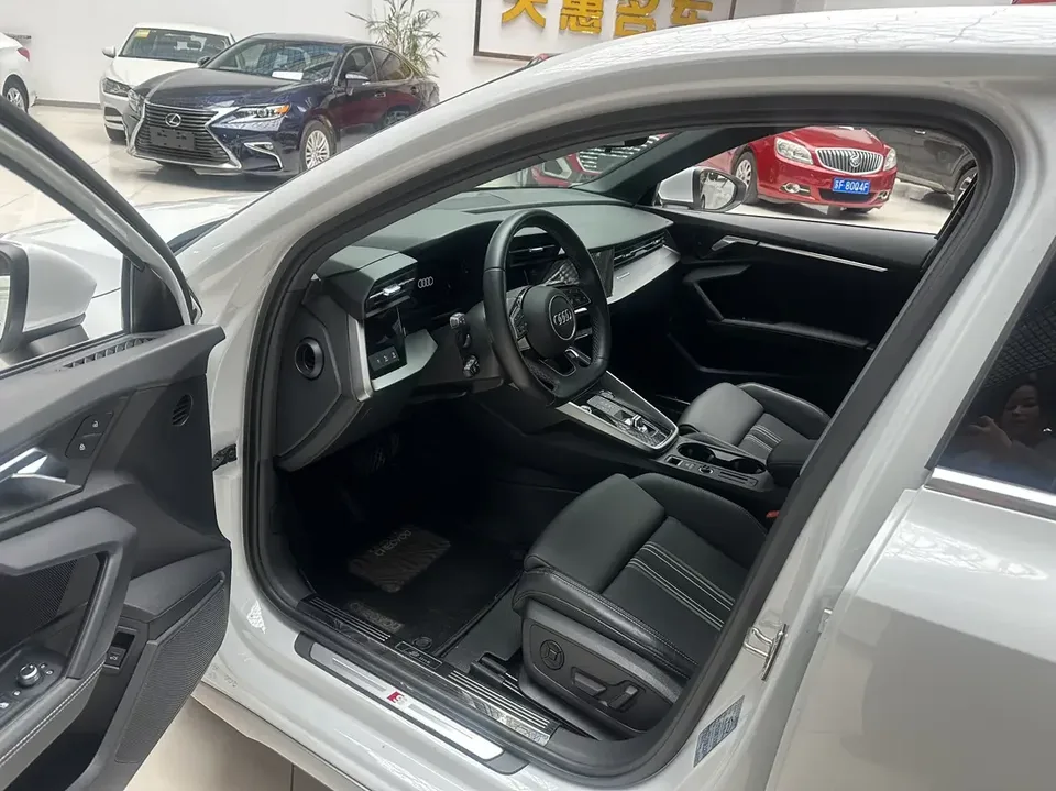 Audi A3 Audi A3 2022 Sportback 35 TFSI Stylish and sporty 2023 — thumbnail 5